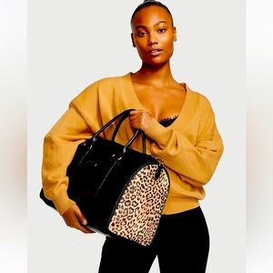 Victoria’s Secret Getaway Travel Duffle